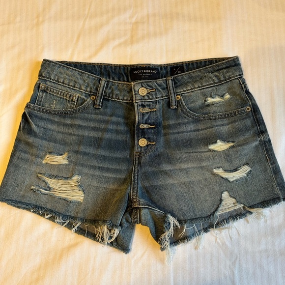 Lucky Brand Women's Distressed Jean Shorts - Picture 1 of 6